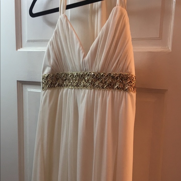 White halter dress with beaded detail - Picture 2 of 3
